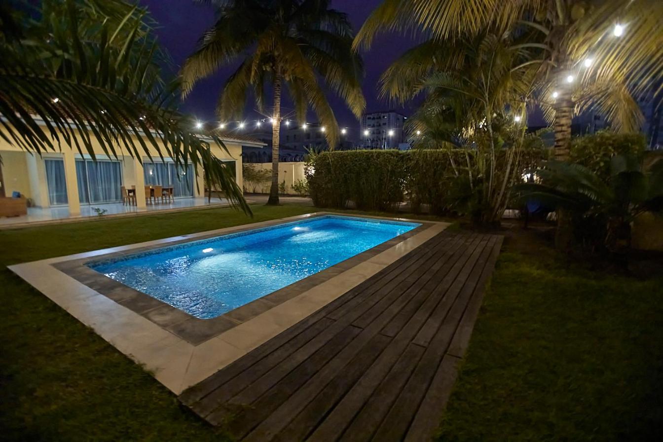 Sompteuse Villa Avec Piscine A 5 Min De La Plage Pointe Noire Exterior photo